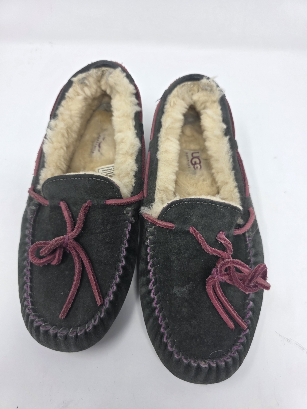 UGG Dakota Moccasin Slippers Women’s 6 Charcoal Pink Suede Shearling